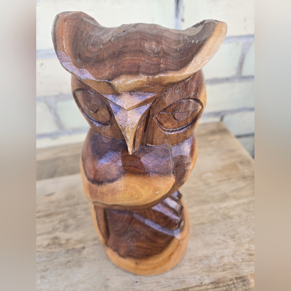 Vintage Owl Carving - Picture 3 of 9